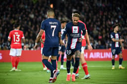 Mbappé e Neymar - PSG x Benfica