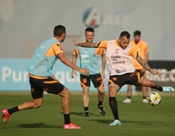 Bruno Melo, Ramiro, Maycon - Treino Corinthians 25/10