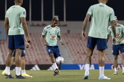 Treino da Seleção Brasileira em Doha - 26/11 - Rodrygo