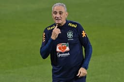 Treino da Seleção Brasileira em Doha - 06/12 - Tite