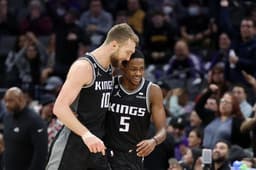 Domantas Sabonis De'Aaron Fox