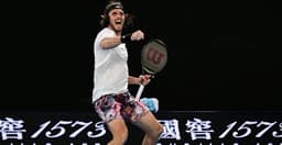 Stefanos Tsitsipas vibra com vaga nas quartas do Australian Open