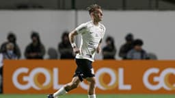 Róger Guedes deixou o Corinthians por sonho de jogar no Qatar.