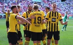 BorussiaDortmund1030262226h-aspect-ratio-512-320