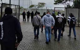 Protesto-Torcidas-Organizadas-Corinthians_Easy-Resize.com_-aspect-ratio-512-320