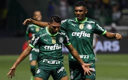 rony_palmeiras_coritiba_brasileirao_2023-aspect-ratio-512-320