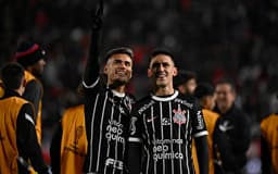 Fausto-Vera-Rojas-Estudiantes-Corinthians-scaled-aspect-ratio-512-320