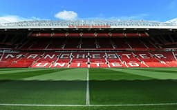 Old-Trafford-1-aspect-ratio-512-320