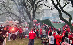 Torcedores-do-Internacional-no-Beira-Rio-para-semifinal-de-Libertadores-aspect-ratio-512-320