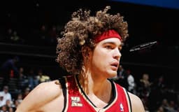 anderson-varejao-aspect-ratio-512-320