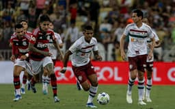 flamengo-x-fluminense-aspect-ratio-512-320