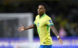 Miniatura da imagem: Rodrygo comemora gol pela Seleção Brasileira (Foto: Mauro PIMENTEL / AFP)