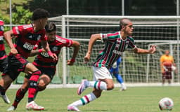 Fluminense-x-Flamengo-Sub-17-aspect-ratio-512-320