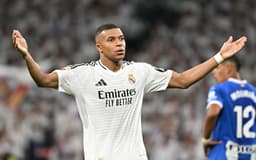 Kylian-Mbappe-em-Real-Madrid-x-Alaves-por-La-Liga-scaled-aspect-ratio-512-320