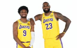 Bronny-James-LeBron-James-Los-Angeles-Lakers-NBA-aspect-ratio-512-320