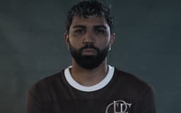 Gabigol-camisa-flamengo-aspect-ratio-512-320