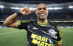 Junior-Santos-em-Botafogo-x-Vasco-scaled-aspect-ratio-512-320