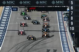 Miniatura da imagem: Largada do GP dos EUA de Fórmula 1 (Foto: Ronaldo Schemidt / AFP)