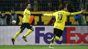 Veja fotos de Hummels pelo Dortmund