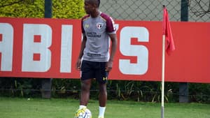 Kelvin soma 41 partidas pelo São Paulo