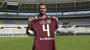 Leandro Castan estava emprestado ao Torino
