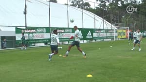 Michel Bastos no treino do Palmeiras