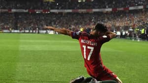 André Silva comemora o segundo gol de Portugal contra a Suíça, que definiu a classificação lusitana