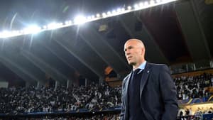 Zidane - Real Madrid x Al Jazira