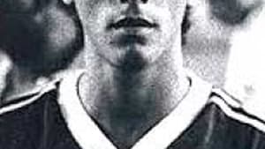 Romário foi revelado pelo Vasco, em 1985. Em sua primeira passagem pelo clube, ganhou os Cariocas de 87 e 88, e foi artilheiro do torneio em 1986 e 1987