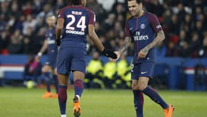 Daniel Alves (Paris Saint-Germain) - Daniel Alves atuou durante os 90 minutos contra o Strasbourg. O lateral-direito teve performance nota 6, sendo o jogador que mais acertou passes em campo (97%).