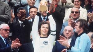 GALERIA: Veja as Copas vividas por Beckenbauer e o clube que ele defendia no período de cada Mundial como jogador