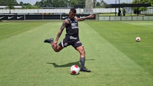 Paulinho - Treino Corinthians