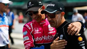 Helio-Castroneves-and-Tony-Kanaan-Indianapolis-500-Practice-By_-Joe-Skibinski_Large-Image-Without-Watermark_m81912-aspect-ratio-512-320