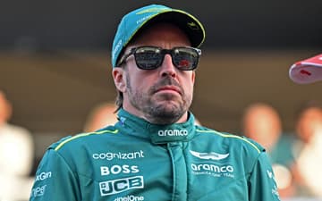 Fernando-Alonso-scaled-aspect-ratio-512-320