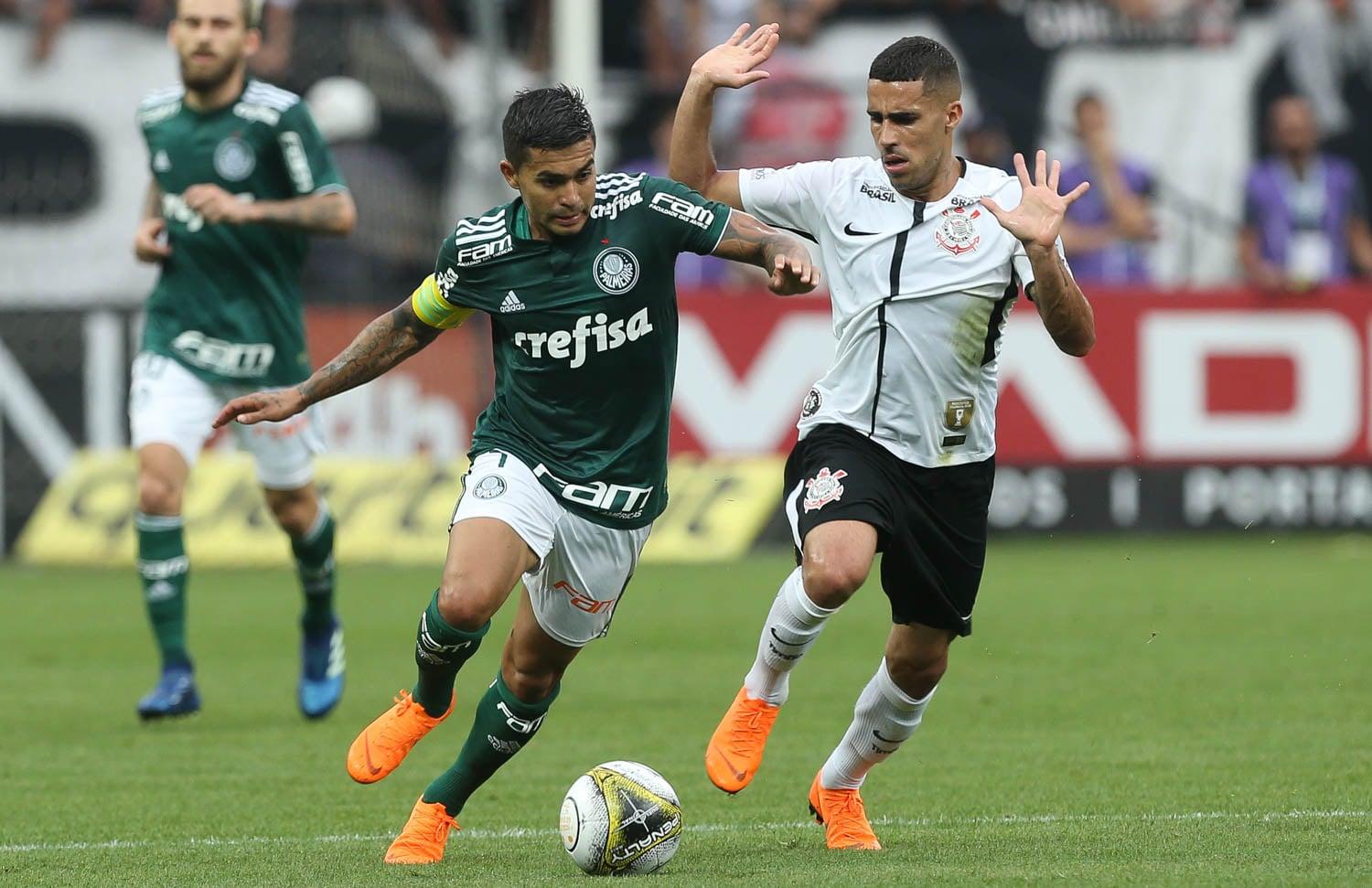 Qual ano foi o primeiro clássico entre Palmeiras?