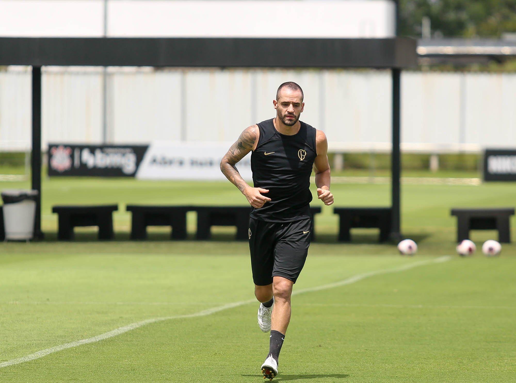 Renato Augusto Retorna, E Corinthians Fecha Treinos Da Semana - Lance!