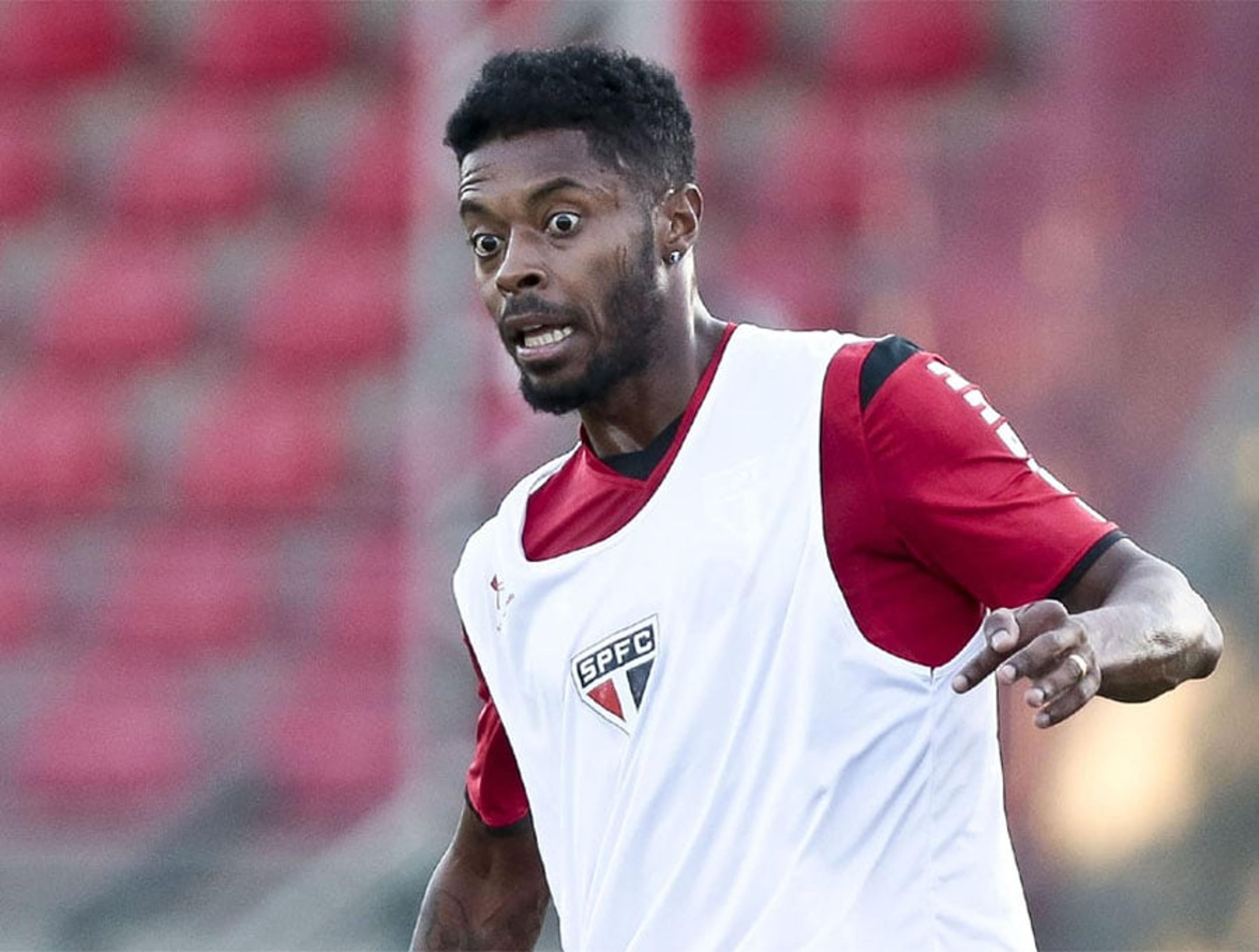 Michel Bastos é barrado em reestreia de Lugano pelo São Paulo