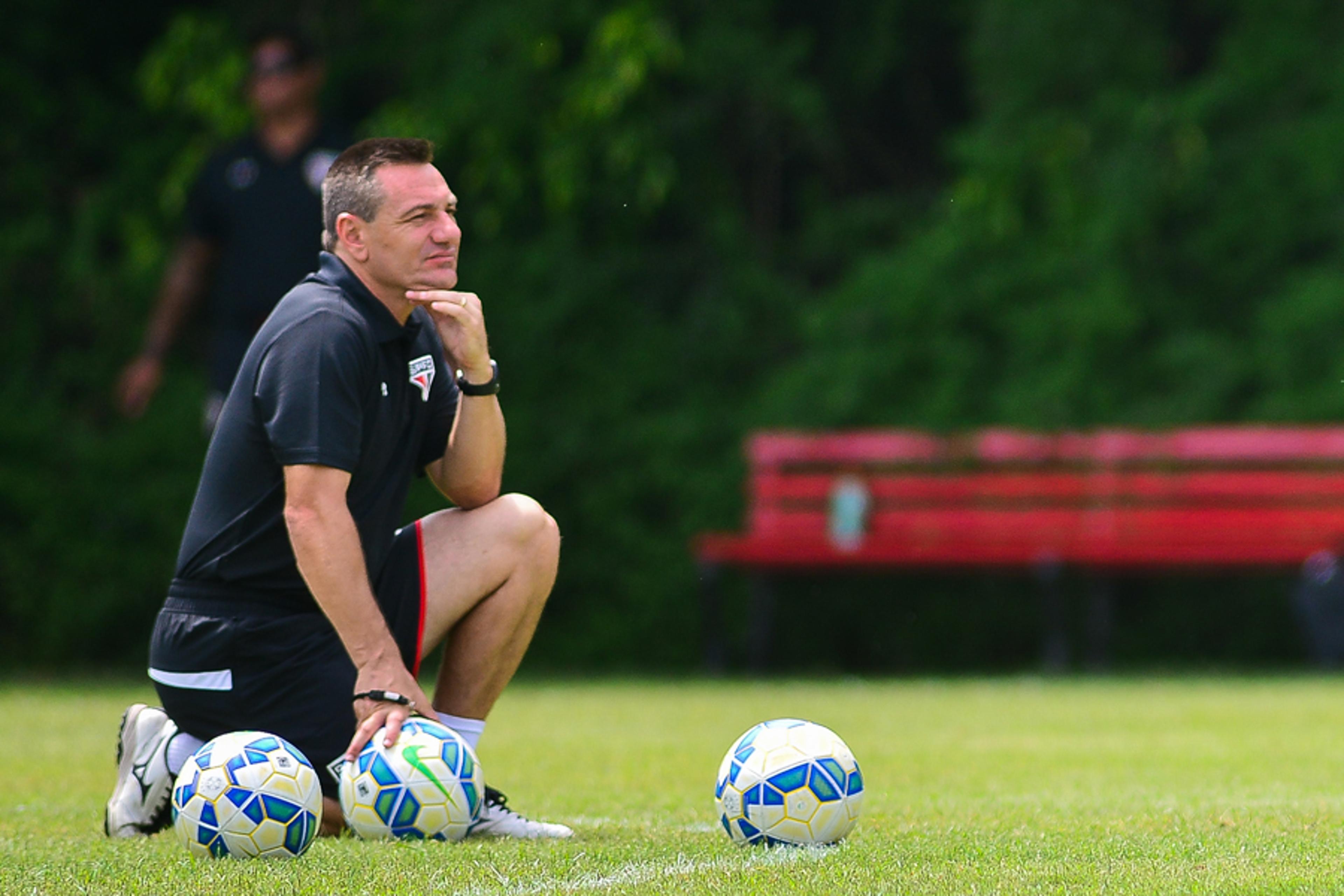 Contra o Cruzeiro, São Paulo repete escalação pela primeira vez no ano