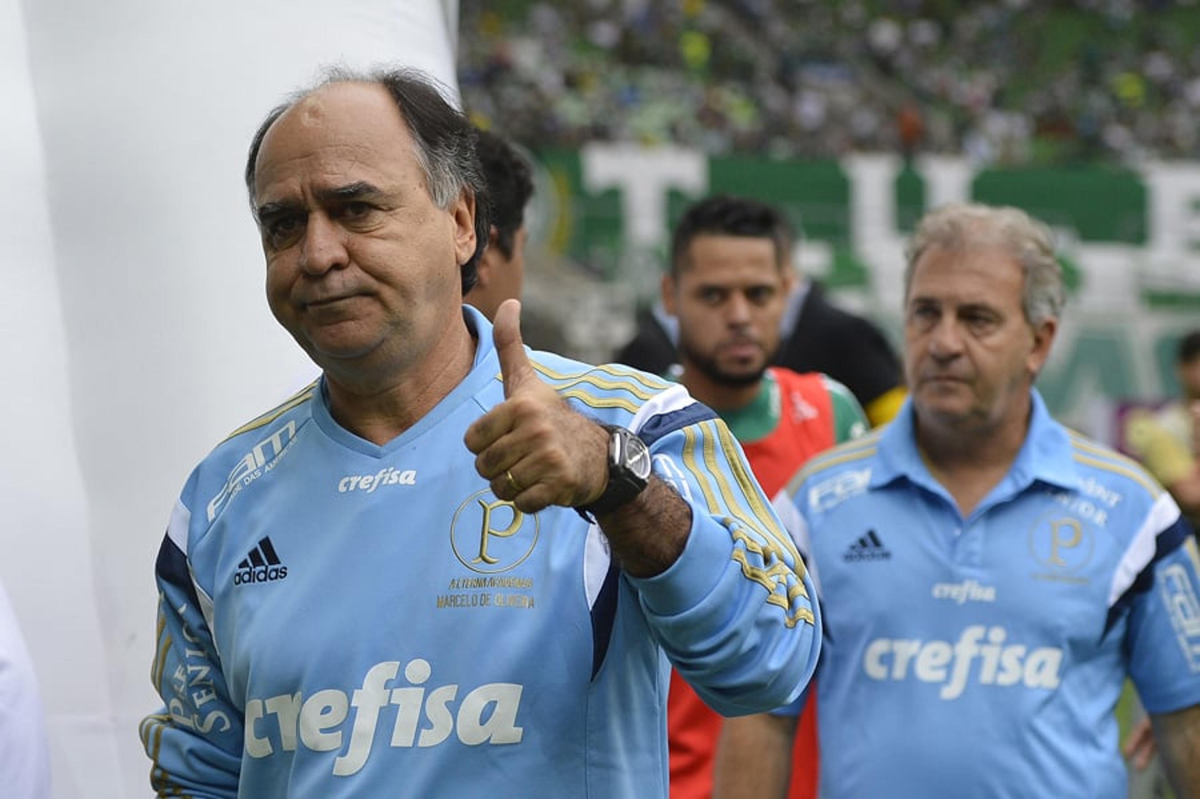 Irritado, técnico diz não ser ‘imbecil’ para aceitar chutões no Palmeiras