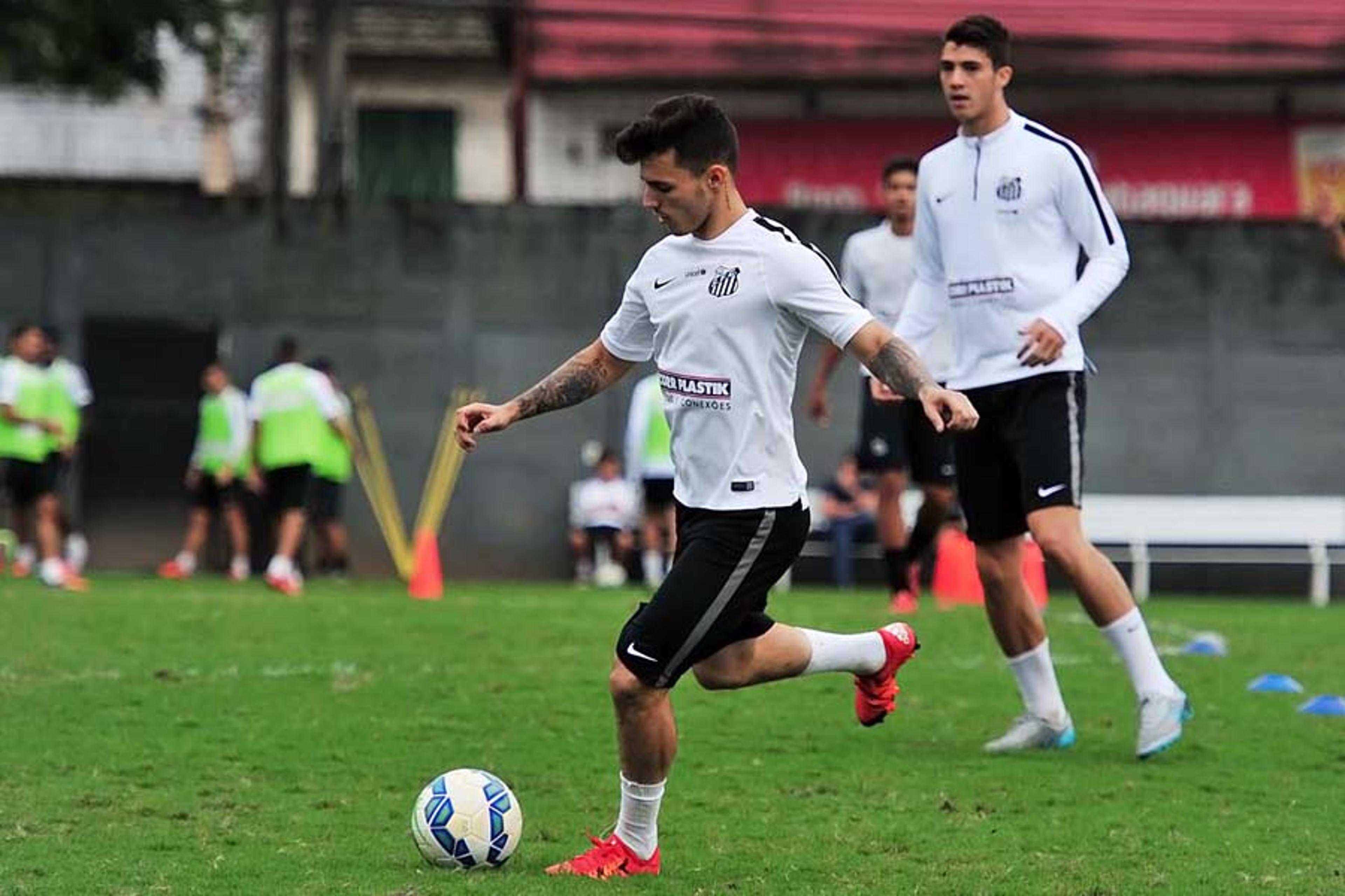 Entre ‘gigantes’, juventude e sonhos de defensores são armas do Santos