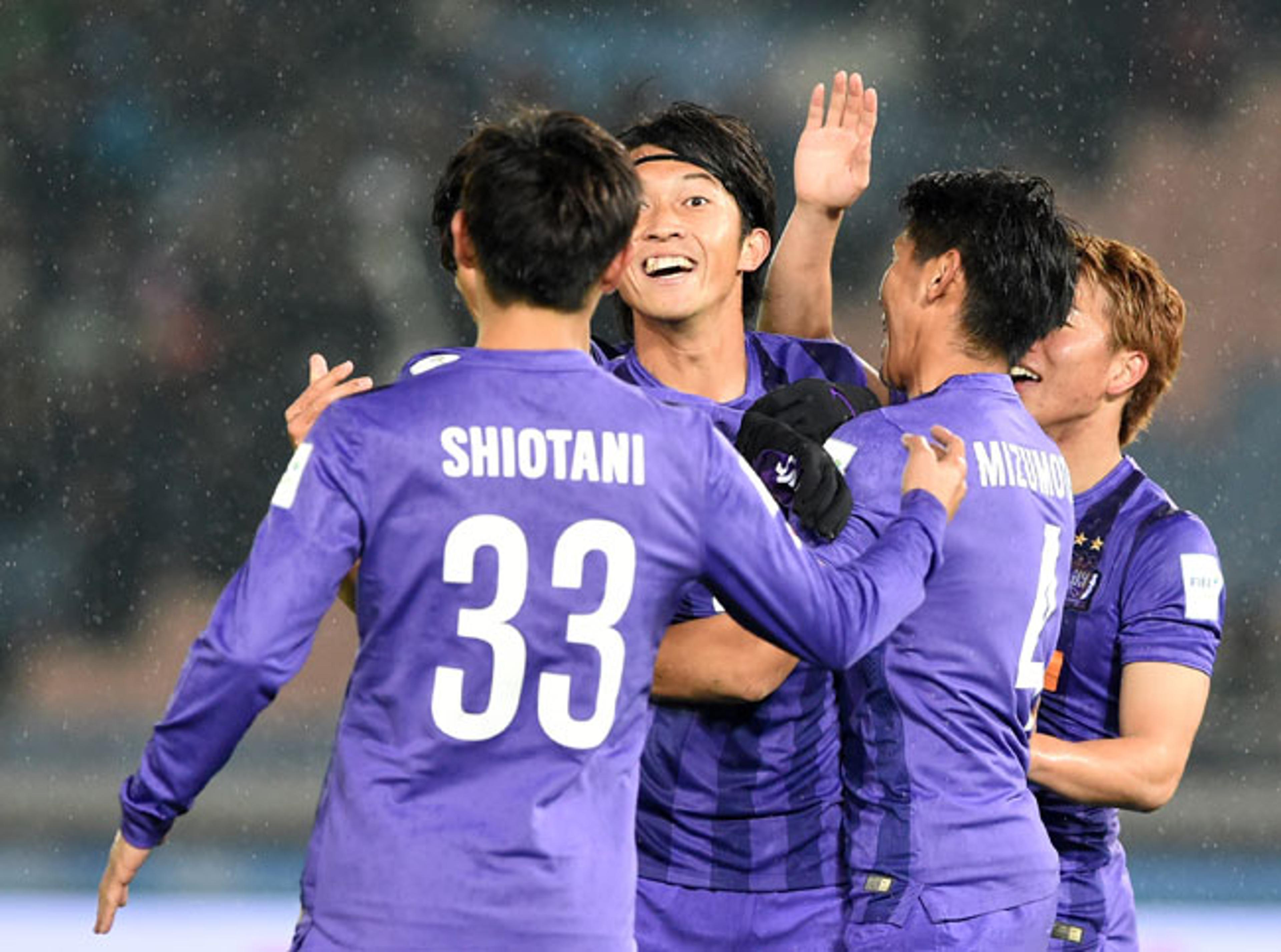 Sanfrecce bate Auckland e encara Mazembe no Mundial de Clubes