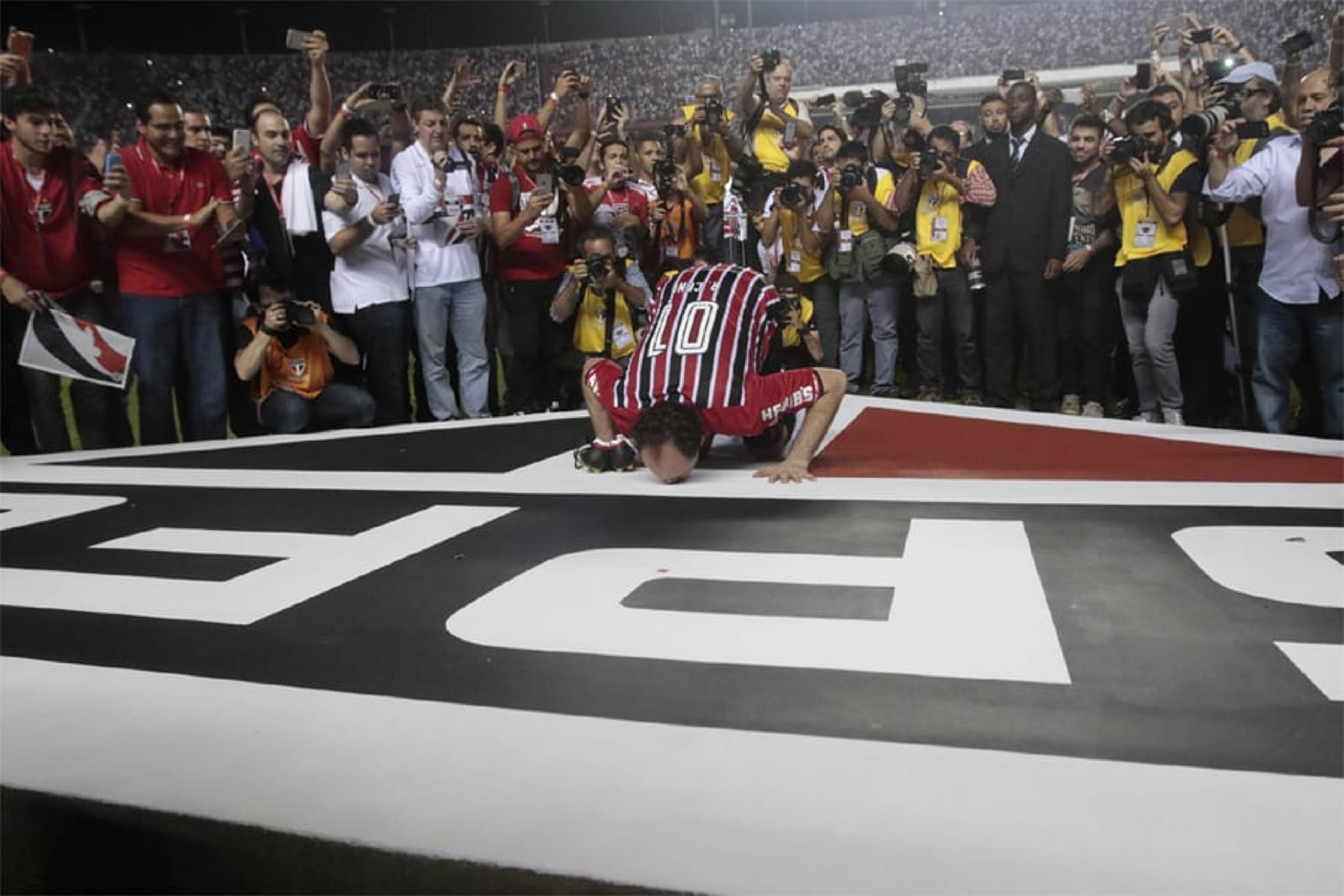 Rogério Ceni vai ao Morumbi para torcer pela primeira vez: ‘Saudade’