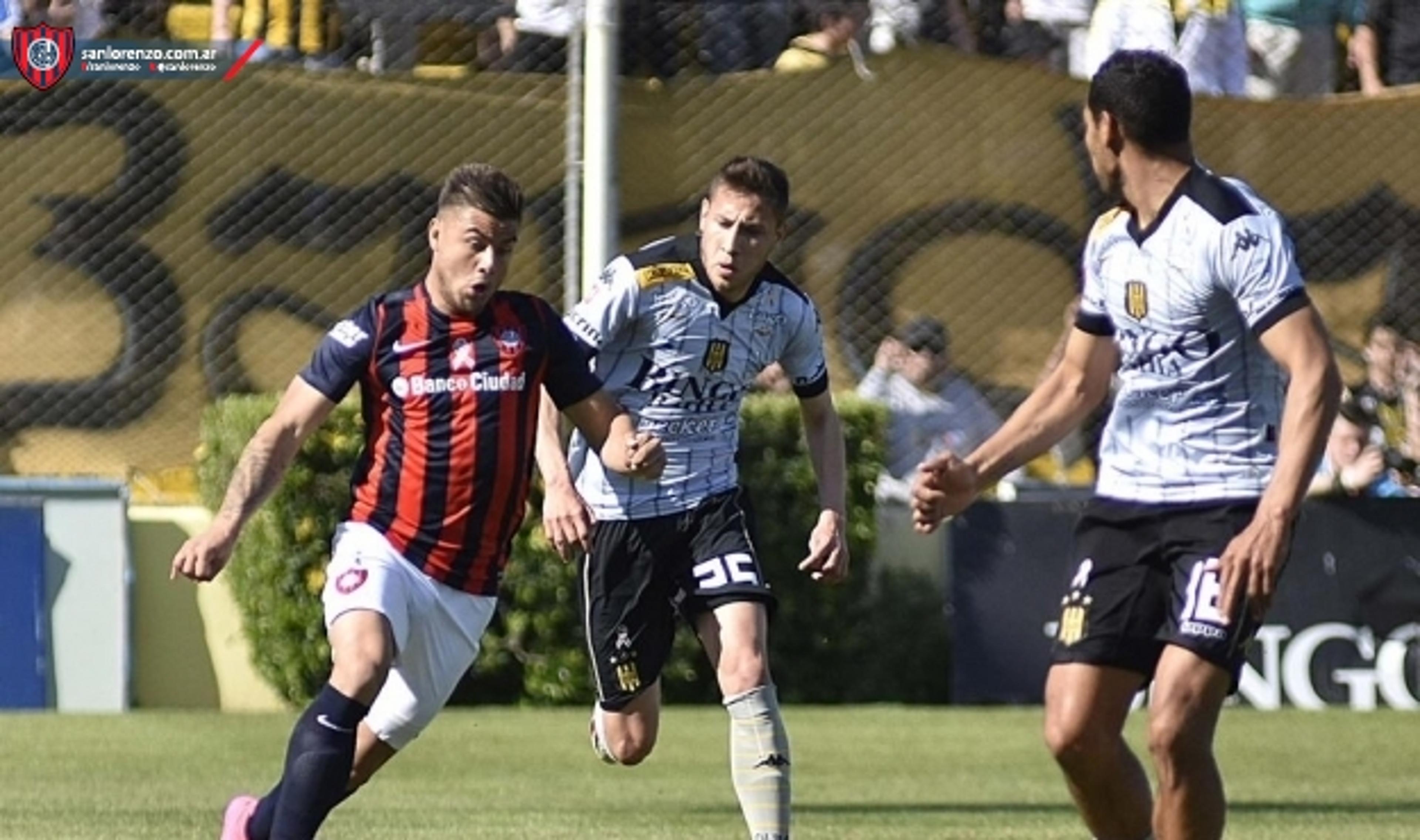 Sondado pelo São Paulo, lateral argentino renova com o San Lorenzo