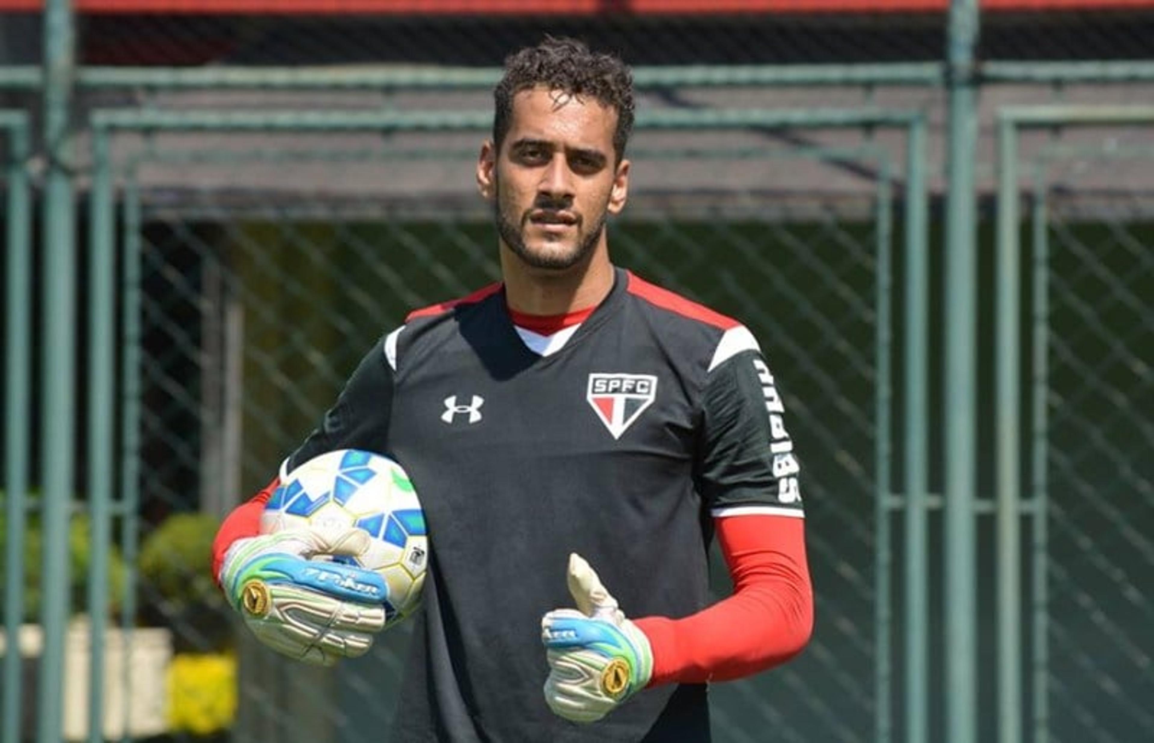 Terceiro goleiro do São Paulo pode jogar torneio com equipe sub-20