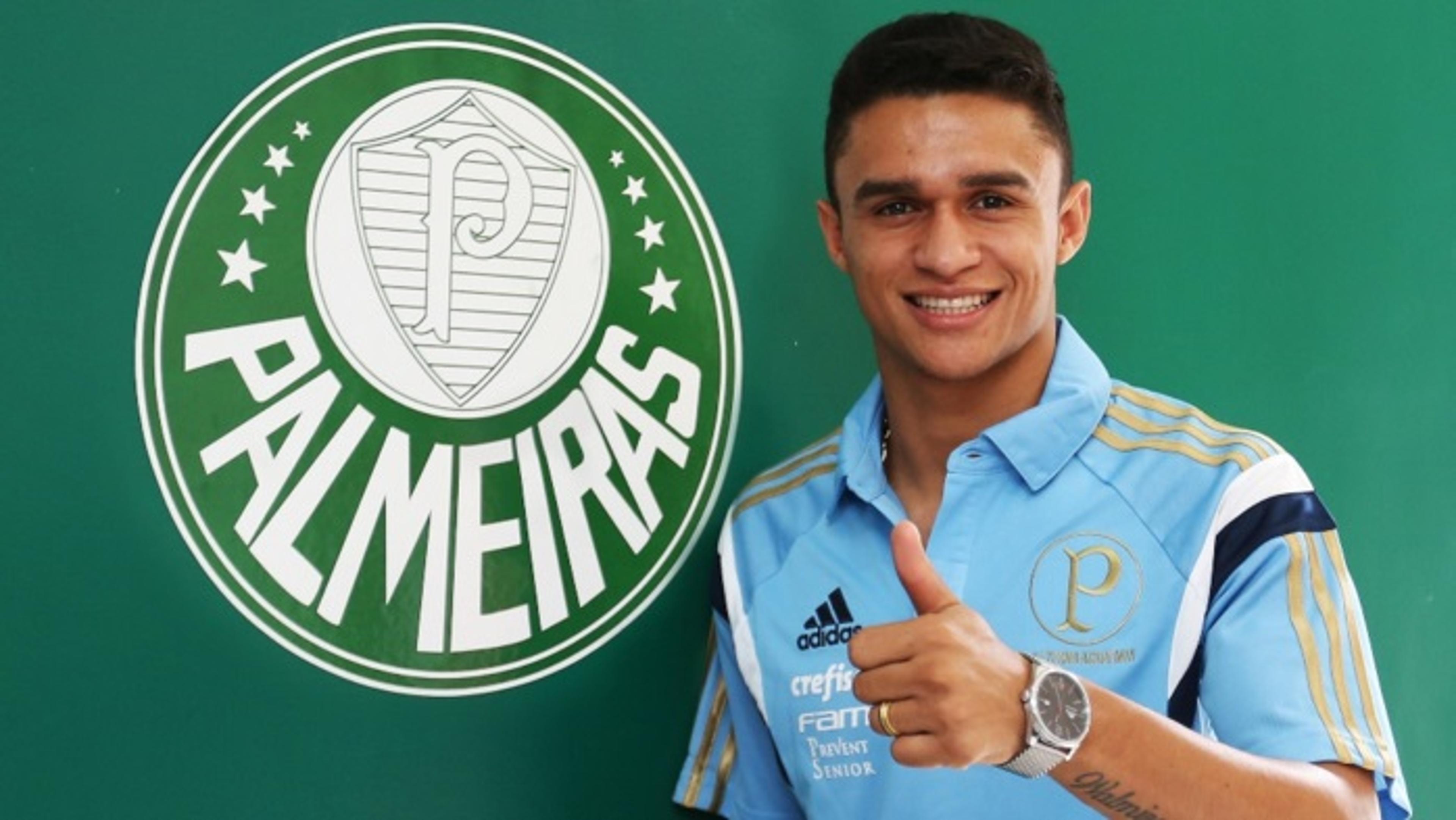 Palmeiras terá disputa entre as últimas duas revelações do Brasileiro