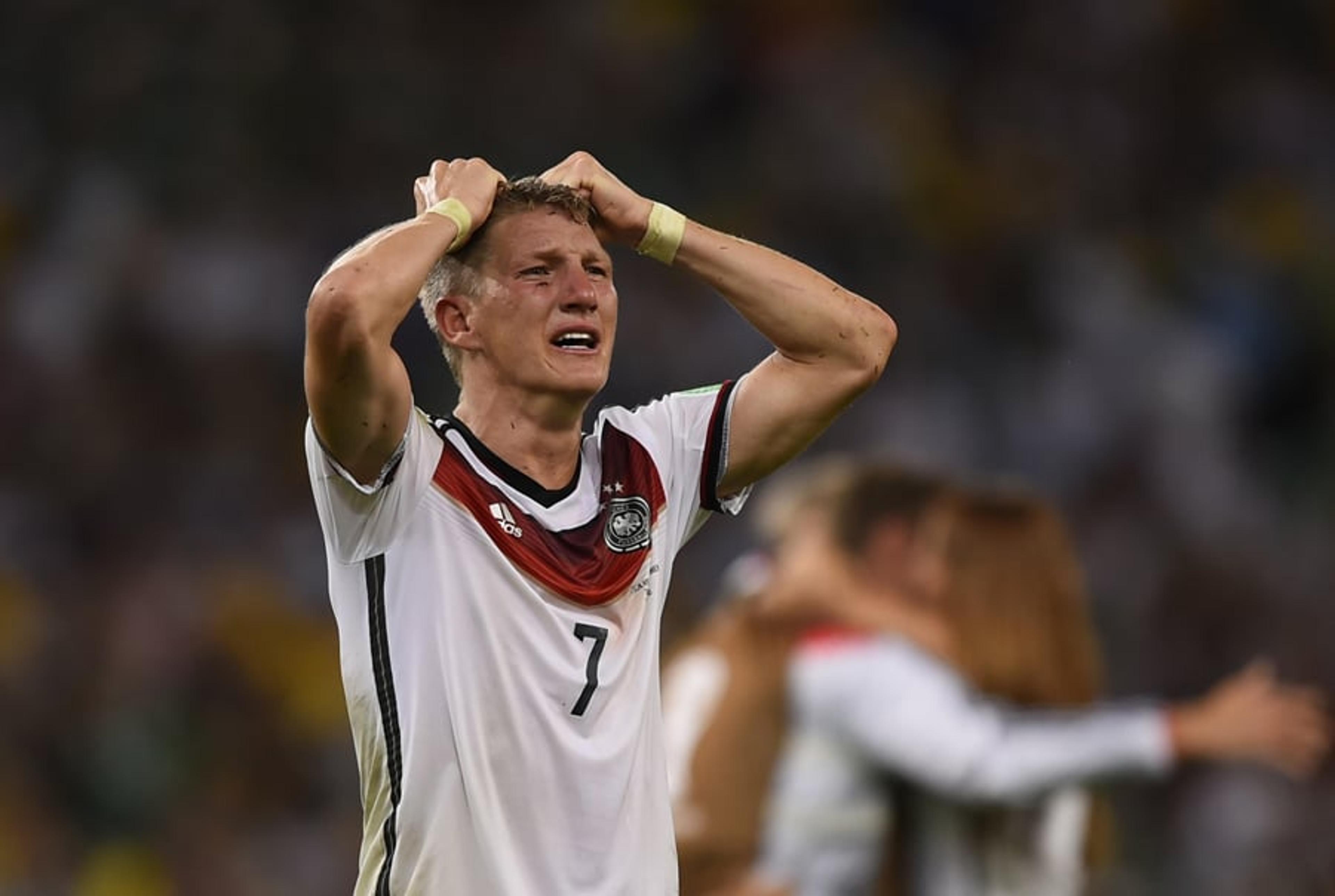 Schweinsteiger sofre lesão no joelho direito e pode perder a Eurocopa