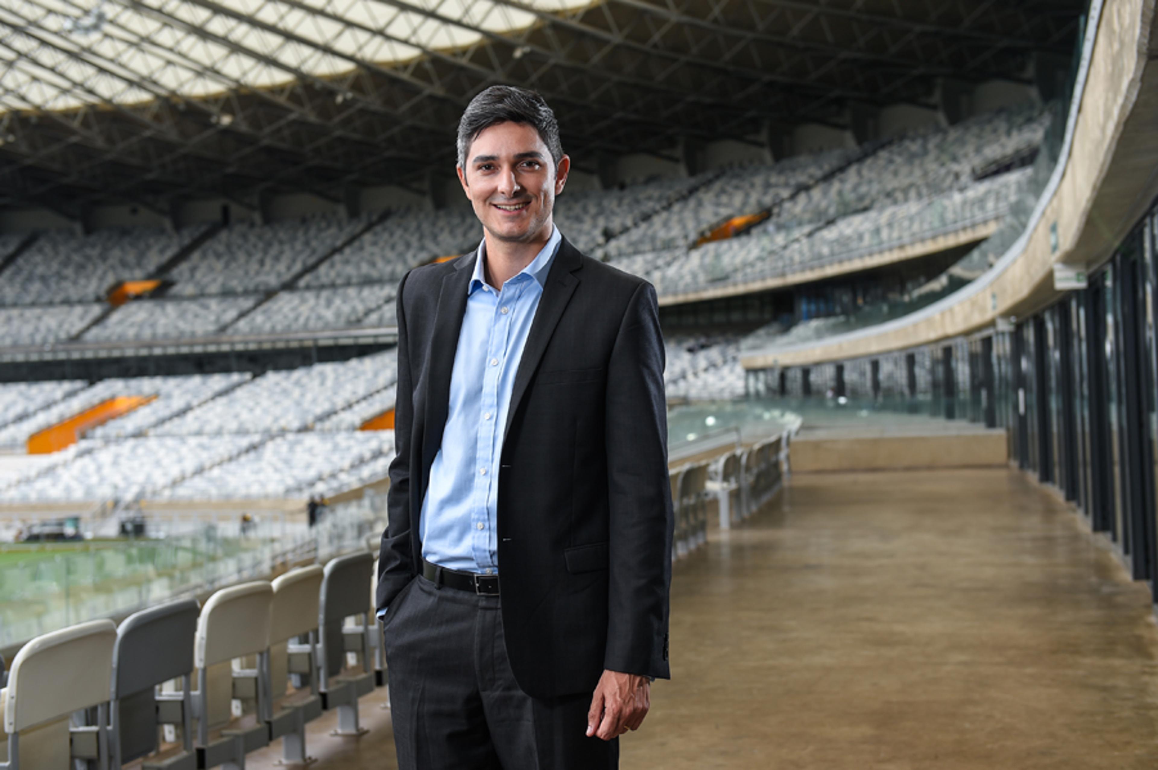 Mineirão foca patrocínio para dobrar receitas