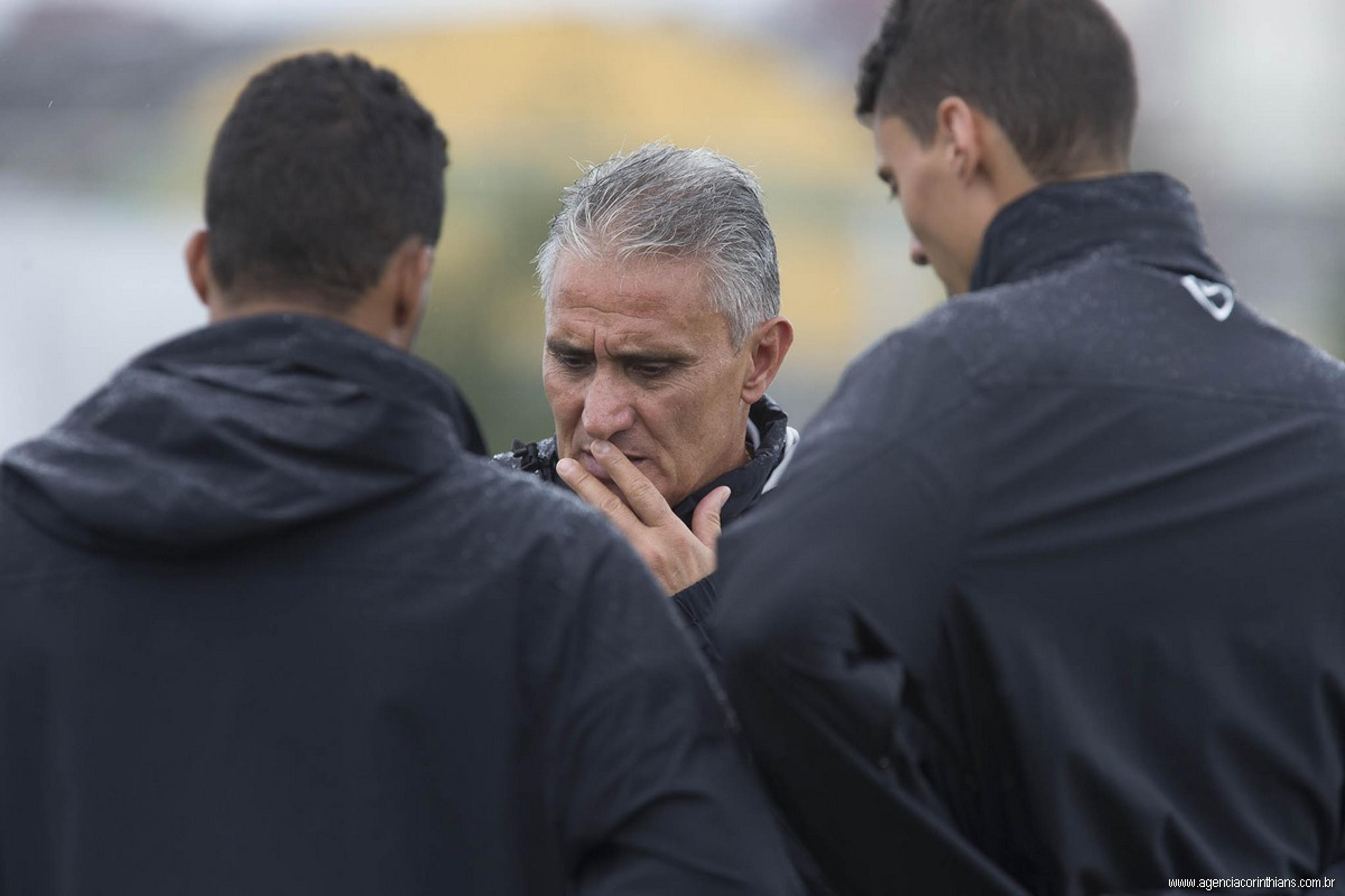 Corinthians treina sem três titulares e Tite deixa definição para sábado