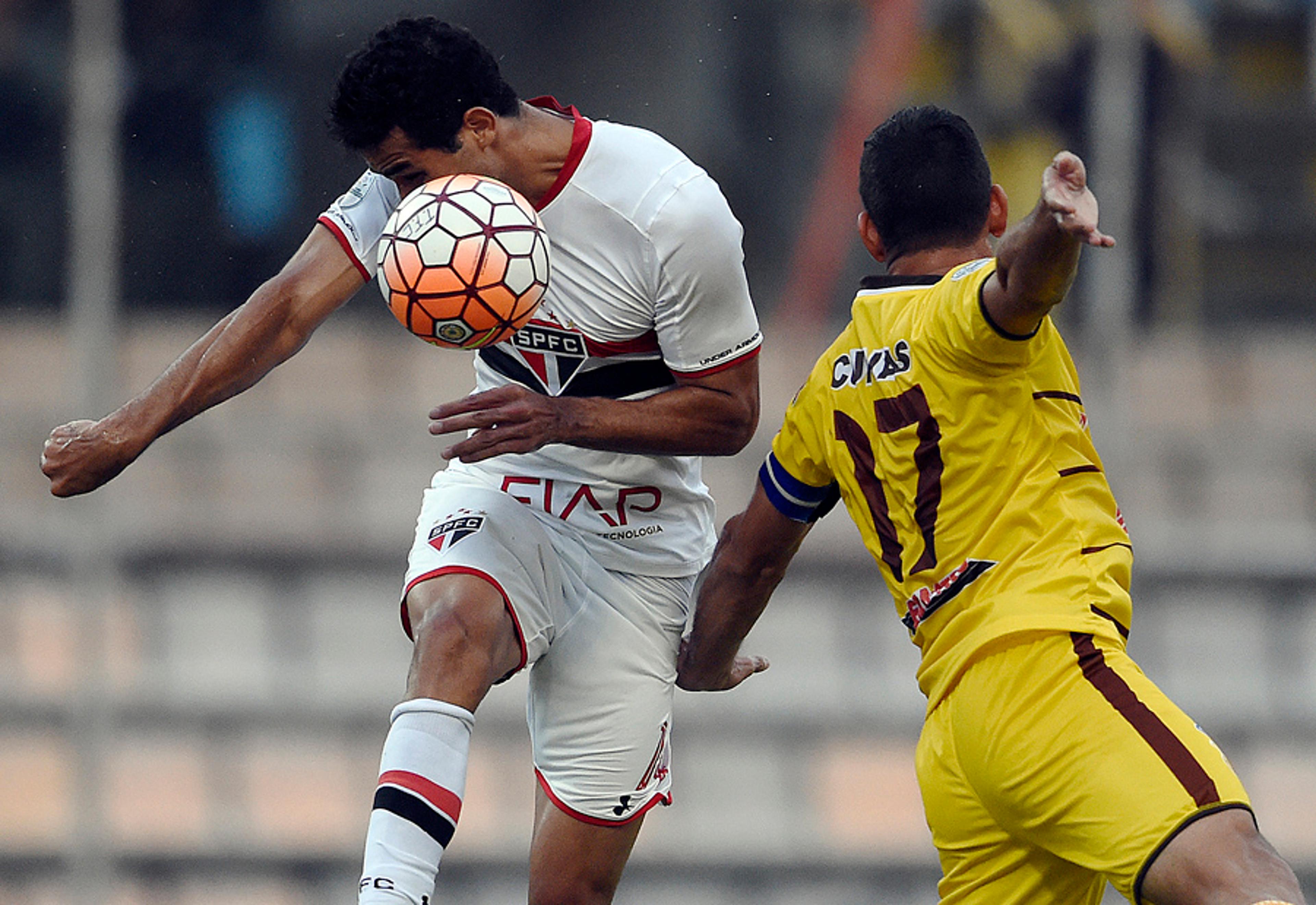 Sem definição de cobrador, São Paulo perde terceiro pênalti na temporada