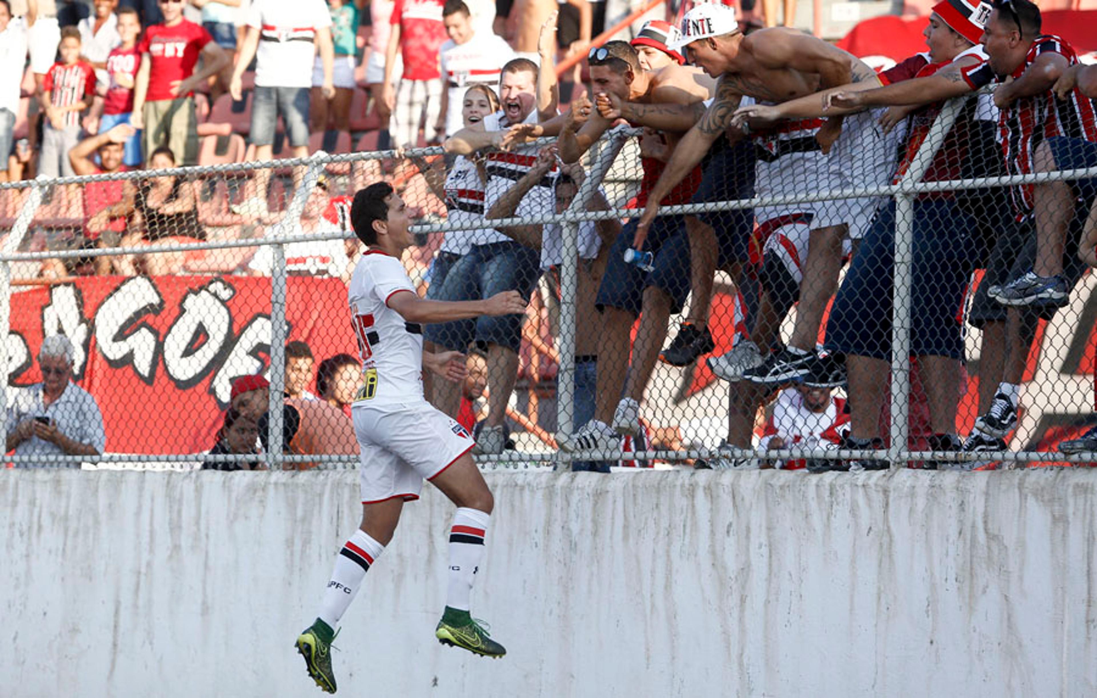 Ganso marca, Denis falha de novo e São Paulo só empata com o Ituano